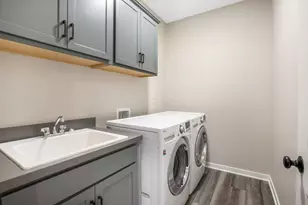 2716 Fieldwin Dr, Blacklick, OH 43004 - Photo 36