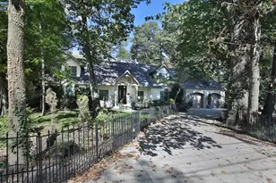 455 Walhalla Rd, Columbus, OH 43202 - Photo 1