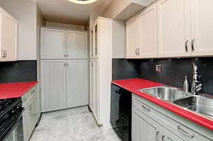 1620 E Broad St, Columbus, OH 43203 - Photo 4