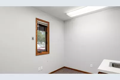139 S Kennebec Avenue, McConnelsville, OH 43756 - Photo 12