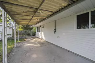 3302 Hilock Pl, Columbus, OH 43207 - Photo 10