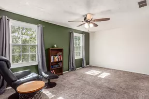 452 Pamlico St, Columbus, OH 43228 - Photo 10