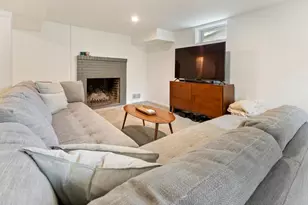 2370 Zollinger Rd, Columbus, OH 43221 - Photo 22