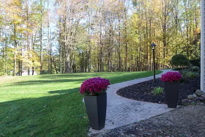 3045 Lakeview Drive, Mansfield, OH 44904 - Photo 2