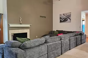 1616 Coppertree Rd, Columbus, OH 43232 - Photo 8