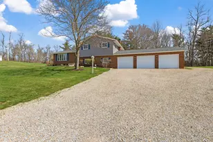 280 Wildwood Dr, Zanesville, OH 43701 - Photo 1