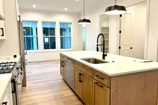 5105 Maple Dr, Lewis Center, OH 43035 - Photo 4