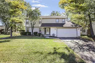 7898 Sarahurst Dr, Dublin, OH 43016 - Photo 2