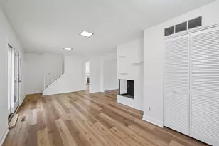 218 Darbyhurst Rd, Columbus, OH 43228 - Photo 14