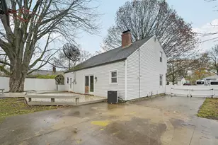 218 Darbyhurst Rd, Columbus, OH 43228 - Photo 4