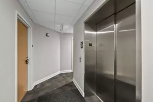 100 E Gay St, Columbus, OH 43215 - Photo 26