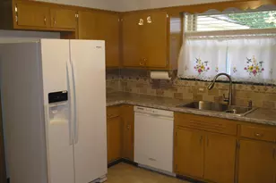 4299 Colerain Ave, Columbus, OH 43214 - Photo 6