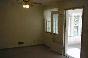 4299 Colerain Ave, Columbus, OH 43214 - Photo 10