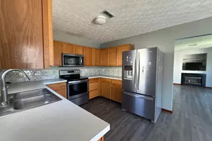 3991 Graves Dr, Obetz, OH 43207 - Photo 12