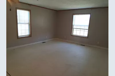 9292 Hood Road, New Straitsville, OH 43766 - Photo 14