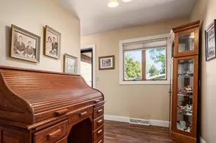 5700 Old Coopermill Rd, Zanesville, OH 43701 - Photo 18