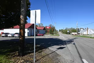 927 Sportsman Club Rd, Newark, OH 43055 - Photo 10