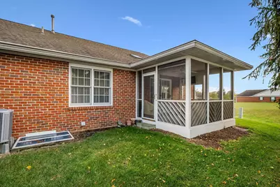 370 Little Creek Drive, Delaware, OH 43015 - Photo 6