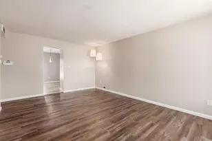 924 Northridge Rd, Columbus, OH 43224 - Photo 4