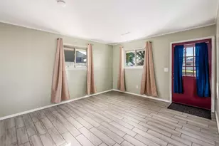 884 Bruckner Rd, Columbus, OH 43207 - Photo 4