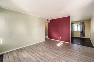 884 Bruckner Rd, Columbus, OH 43207 - Photo 8
