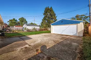 884 Bruckner Rd, Columbus, OH 43207 - Photo 32