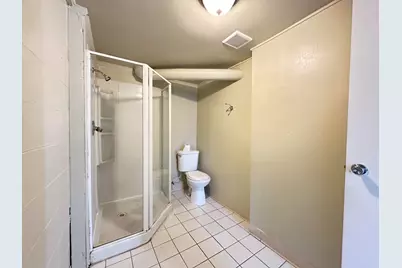 5726 Beechcroft Road #J, Columbus, OH 43229 - Photo 24