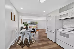 1204 Koebel Rd, Columbus, OH 43207 - Photo 6