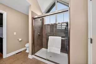 302 Zander Ln, Columbus, OH 43230 - Photo 40