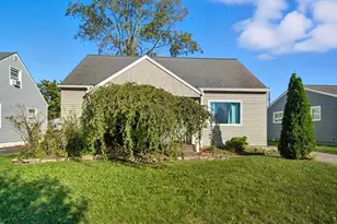 4284 Beechgrove Dr, Grove City, OH 43123 - Photo 2