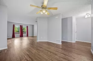 181 Brooksedge Dr, Pataskala, OH 43062 - Photo 4