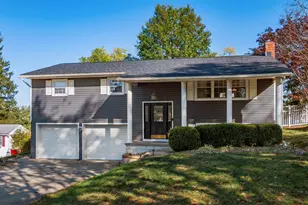 875 Orchard Hill Rd, Zanesville, OH 43701 - Photo 2