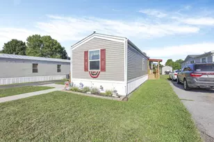 107 Greenbriar Ln W, Hebron, OH 43025 - Photo 12