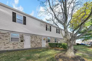 2292 Laurelwood Dr, Columbus, OH 43229 - Photo 28