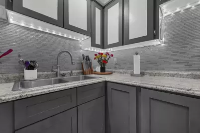 2292 Laurelwood Drive #2292L, Columbus, OH 43229 - Photo 10