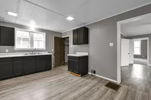 167 Essex St, Newark, OH 43055 - Photo 2