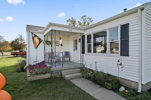 258 Logan View Dr, Chillicothe, OH 45601 - Photo 2