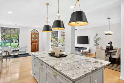 250 Daniel Burnham Square #TH253, Columbus, OH 43215 - Photo 10