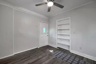 2360 Westwood Dr, Columbus, OH 43204 - Photo 8