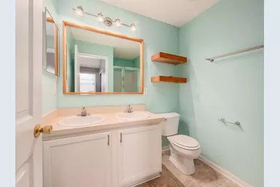 1024 Hartford Village Boulevard, Columbus, OH 43228 - Photo 28
