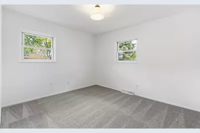 388 Elkwood Place, Columbus, OH 43230 - Photo 6