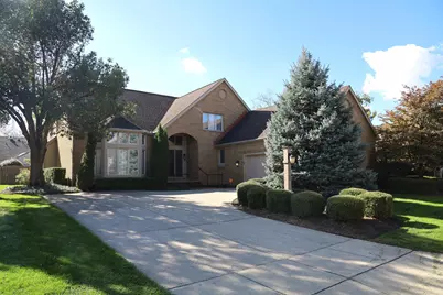 2165 Partlow Drive, Columbus, OH 43220 - Photo 1