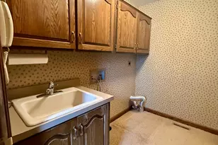 2165 Partlow Dr, Columbus, OH 43220 - Photo 18
