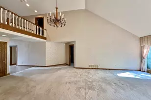 2165 Partlow Dr, Columbus, OH 43220 - Photo 8