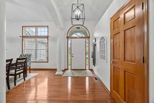 6311 Legends Ct, Westerville, OH 43082 - Photo 8