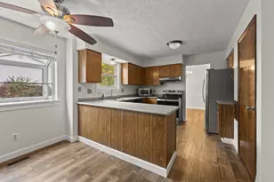 3552 Mountshannon Rd, Columbus, OH 43221 - Photo 12