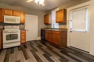 1512 Indianola Ave, Columbus, OH 43201 - Photo 4