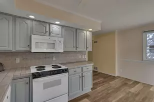 2401 Shrewsbury Rd, Upper Arlington, OH 43221 - Photo 24