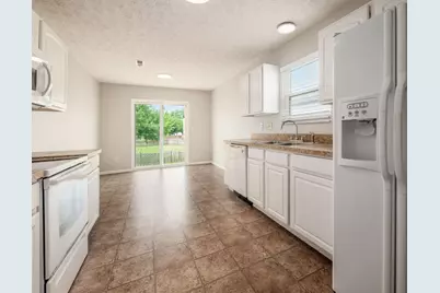 2652 Tealwater Trail Drive, Columbus, OH 43207 - Photo 6