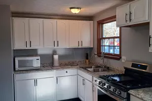 6048 Pinemoor St, Columbus, OH 43229 - Photo 6